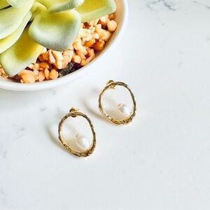 2/$30🌵 Oval Faux Pearl Earrings Gold Tone Stud Minimalist NEW Jewelry Gift